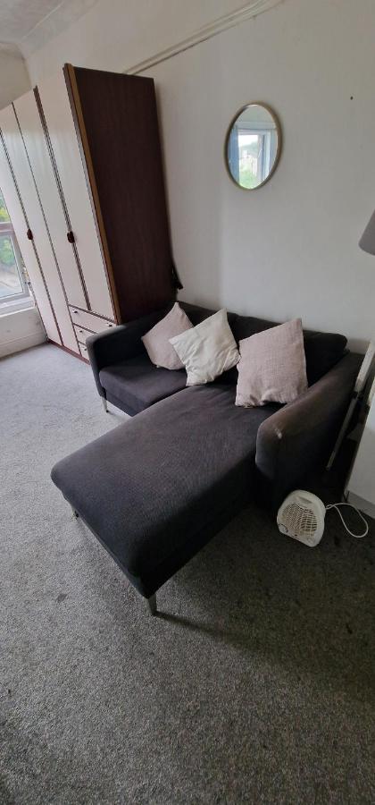 Apartment 1 Bed Entire Studio Flat 10 Min From Centre